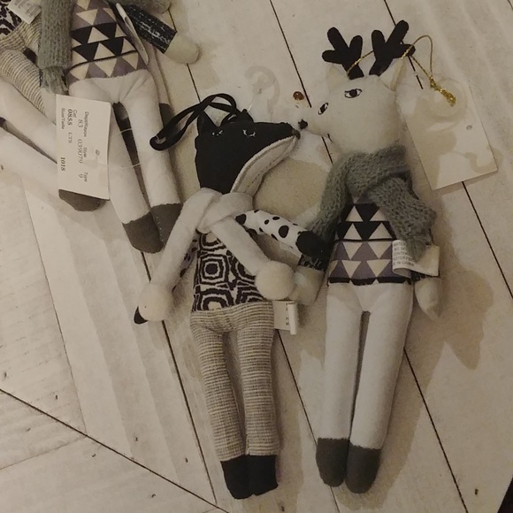 NWT 6Pcs. Raindeer and Fox Stuffed Animal Ornaments - Picture 2 of 2